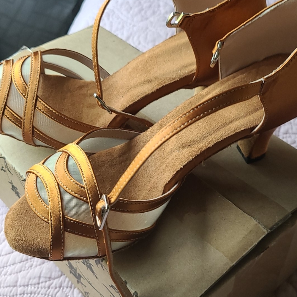 Dancing practice shoes